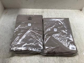 2 X CHARLES 100% TURKISH COTTON SATEEN 210 TC DUVET COVER SET, BROWN - BEIGE, SUPER KING SIZE - COMBINED RRP £130: LOCATION - BR16