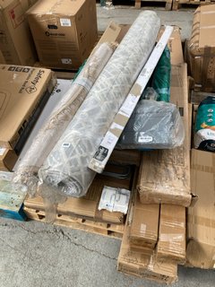 PALLET OF ASSORTED ITEMS TO INCLUDE ARLINGTON RADIATOR COVER IN WHITE AND OAK: LOCATION - B2 (KERBSIDE PALLET DELIVERY)