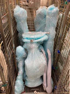 QTY OF ASSORTED STORE MANNEQUINS (CAGE NOT INCLUDED): LOCATION - A1 (KERBSIDE PALLET DELIVERY)