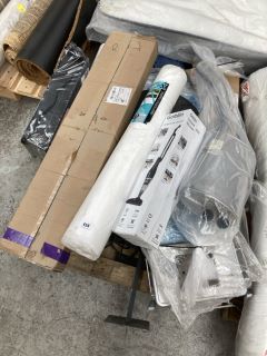 PALLET OF ASSORTED ITEMS TO INCLUDE GOBLIN CORDED STICK VACUUM CLEANER: LOCATION - B9 (KERBSIDE PALLET DELIVERY)