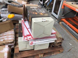 PALLET OF ASSORTED ITEMS TO INCLUDE SET OF 2 CONTEMPORARY STAINLESS STEEL LANTERNS: LOCATION - B9 (KERBSIDE PALLET DELIVERY)