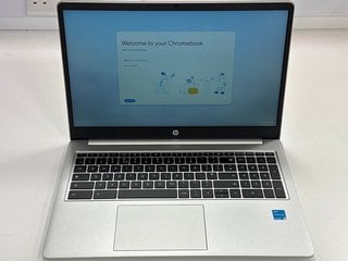 HP CHROMEBOOK 128 GB LAPTOP (ORIGINAL RRP - £249.99) IN SILVER: MODEL NO 15A-NA0005NA (WITH BOX & MAINS POWER CABLE, MINOR COSMETIC IMPERFECTIONS) INTEL PENTIUM SILVER N6000 @ 1.10GHZ, 4 GB RAM, 15.6