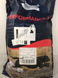 CHAPEL FARM 15KG PERFORMANCE 24 DRY DOG FOOD IN BEEF & OATS FLAVOUR - BBE: 13.12.2024: LOCATION - C3