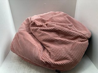 LARGE BEAN BAG IN PINK: LOCATION - A4