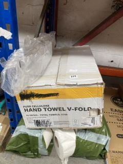 3 X ASSORTED ITEMS TO INCLUDE BOX OF PURE CELLULOSE V-FOLD HAND TOWELS: LOCATION - A11