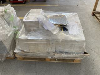 PALLET OF ASSORTED TILES TO INCLUDE WALL TILES & MOSAIC SHEET TILES - RRP £1500: LOCATION - D1 (KERBSIDE PALLET DELIVERY)
