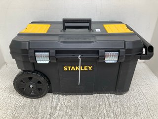 STANLEY ESSENTIAL 50L CHEST IN BLACK & YELLOW: LOCATION - E3