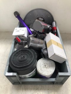 QTY OF ASSORTED HOUSEHOLD ITEMS TO INCLUDE DYSON BALL ANIMAL MULTI-FLOOR VACUUM PART: LOCATION - WH5