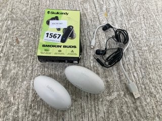 3 X ASSORTED WIRELESS EARPHONES TO INCLUDE SKULL CANDY SMOKIN' BUDS: LOCATION - E17