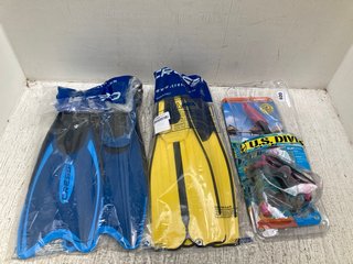 2 X SETS OF CRESSI SNORKELING FINS IN BLUE & YELLOW TO ALSO INCLUDE U.S DIVERS JUNIOR SNORKEL: LOCATION - G3