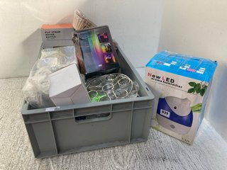 QTY OF ASSORTED HOUSEHOLD ITEMS TO INCLUDE LED AROMA HUMIDIFIER: LOCATION - F17