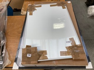 QTY OF ASSORTED ITEMS TO INCLUDE 90 X 60CM WHITEBOARD: LOCATION - A2T