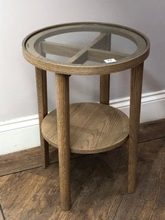HOLCOT SIDE TABLE IN GREY WASHED ASH FINISH WITH CLEAR GLASS TOP - RRP £359: LOCATION - C2
