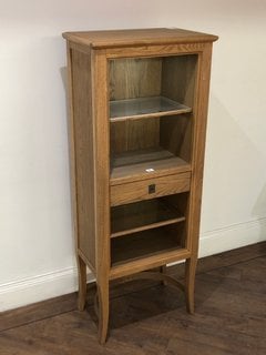 GIBSON TALL DISPLAY UNIT WITH LED LIGHTING IN GREY WASHED OAK FINISH - RRP £795: LOCATION - C2