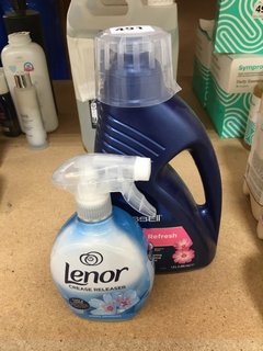 (COLLECTION ONLY) LENOR CREASE RELEASER TO INCLUDE BISSELL WASH & REFRESH SPRAY: LOCATION - BR8