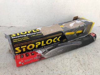 2 X ASSORTED VEHICLE ITEMS TO INCLUDE STOPLOCK PREMIUM STEERING WHEEL IMMOBILISER: LOCATION - E10