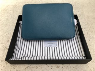 ANYA HINDMARCH WORLD TRAVEL CASE II IN TEAL RRP - £495: LOCATION - E1