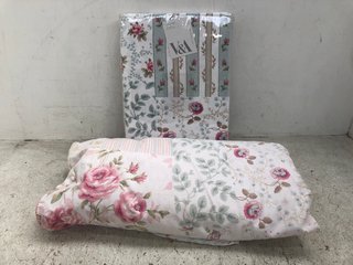 2 X ASSORTED BEDDING ITEMS TO INCLUDE V&A FLORAL PATTERNED CURTAIN PACK IN WHITE MULTI: LOCATION - E2