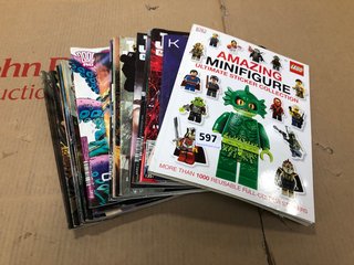 QTY OF ASSORTED LEGO AND MARVEL BOOKS AND COMICS TO INCLUDE AMAZING MINIFIGURES ULTIMATE STICKER COLLECTION: LOCATION - F7