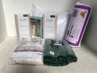 QTY OF ASSORTED BED ITEMS TO INCLUDE DREAMSCENE WAFFLE THROW IN DARK GREEN: LOCATION - E3