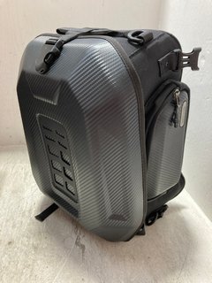 WATERPROOF 23L-35L MOTORCYCLE TAIL BAG IN BLACK/REFLECTIVE GREY: LOCATION - AR10