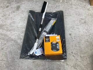 4 X ITEMS TO INCLUDE DIGITAL TYRE INFLATOR, ROADMASTER FOR FRAME SIZES 54-59CM, ADJUSTABLE HEIGHT SCRAPER & BRUSH & BLACK RUBBER MATTING: LOCATION - AR13