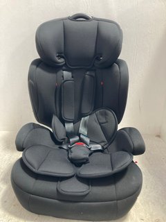 CHILD CAR SEAT GROUP 123 IN BLACK: LOCATION - BR13