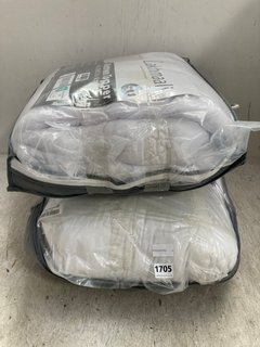 2 X MATTRESS TOPPERS IN KINGSIZE & SMALL DOUBLE: LOCATION - BR18