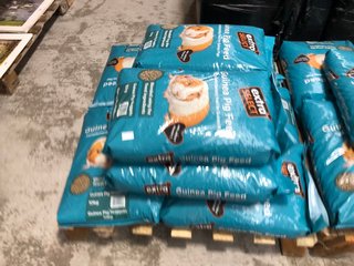 QTY OF EXTRA SELECT GUINEA PIG FEED: LOCATION - B2 (KERBSIDE PALLET DELIVERY)