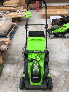 GREENWORKS 40V LITHIUM BATTERY POWERED LAWN MOWER: LOCATION - B3