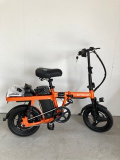 (COLLECTION ONLY) ENGWE ORANGE ELECTRIC BIKE WITH BATTERY & CHARGER PLUS ACCESSORIES RRP £879: LOCATION - B1