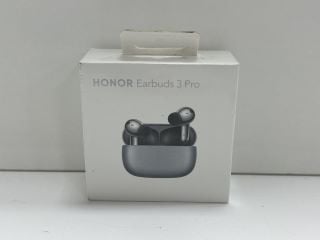 HONOR EARBUDS 3 PRO EARBUDS IN GRAY: MODEL NO IRO-T10 (WITH BOX & ALL ACCESSORIES) [JPTM114572]. (SEALED UNIT). THIS PRODUCT IS FULLY FUNCTIONAL AND IS PART OF OUR PREMIUM TECH AND ELECTRONICS RANGE
