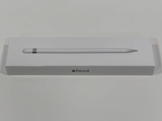 APPLE PENCIL (1ST GEN) TABLET ACCESSORY IN WHITE: MODEL NO A1603 (WITH BOX) [JPTM114644]. (SEALED UNIT). THIS PRODUCT IS FULLY FUNCTIONAL AND IS PART OF OUR PREMIUM TECH AND ELECTRONICS RANGE