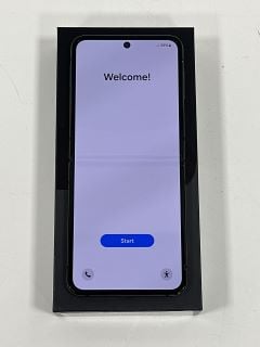 SAMSUNG GALAXY Z FLIP4 256 GB SMARTPHONE IN GRAPHITE: MODEL NO SM-F721B (WITH BOX, COSMETICALLY POOR). NETWORK EE [JPTM114337]. THIS PRODUCT IS FULLY FUNCTIONAL AND IS PART OF OUR PREMIUM TECH AND EL