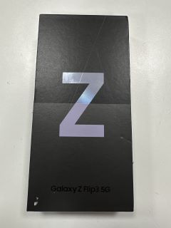 SAMSUNG GALAXY Z FLIP 3 5G 256GB SMARTPHONE IN PHANTOM BLACK: MODEL NO SM-F711B (WITH BOX & CHARGE CABLE, PHONE SHOWS SIGNS OF COSMETIC DAMAGE) [JPTM114374]. THIS PRODUCT IS FULLY FUNCTIONAL AND IS P