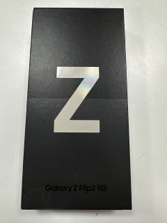 SAMSUNG GALAXY Z FLIP 3 5G 256GB SMARTPHONE IN PHANTOM BLACK: MODEL NO SM-F711B (WITH BOX & CHARGE CABLE, PHONE SHOWS SIGNS OF COSMETIC DAMAGE) [JPTM114522]. THIS PRODUCT IS FULLY FUNCTIONAL AND IS P