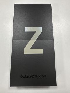 SAMSUNG GALAXY Z FLIP 3 5G 128GB SMARTPHONE IN PHANTOM BLACK: MODEL NO SM-F711B (WITH BOX & CHARGE CABLE, PHONE SHOWS SIGNS OF COSMETIC DAMAGE) [JPTM114453]. THIS PRODUCT IS FULLY FUNCTIONAL AND IS P
