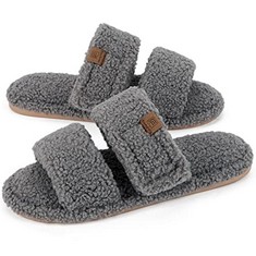 17 X FAMILYFAIRY WOMEN'S FLUFFY SLIPPERS OPEN TOE SLIPPERS LADIES, MEMORY FOAM FURRY COZY PLUSH HOME SHOES, WIDE FIT SOFT FUZZY SLIDERS FLEECE LINING AND RUBBER SOLE - TOTAL RRP £141: LOCATION - D