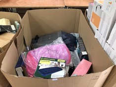 PALLET OF ASSORTED ITEMS TO INCLUDE GREEN HAVEN FLOCKED SINGLE AIRBED: LOCATION - FLOOR(COLLECTION OR OPTIONAL DELIVERY AVAILABLE)