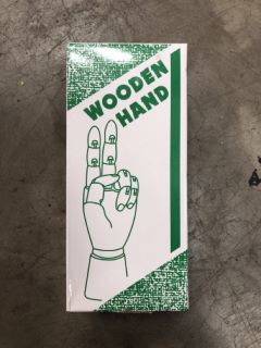 QTY OF ASSORTED ITEMS TO INCLUDE WOODEN HAND: LOCATION - TABLE