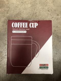 QTY OF ASSORTED ITEMS TO INCLUDE VACUUM STAINLESS STEEL COFFEE CUP: LOCATION - RACK