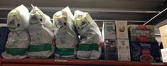QTY OF ITEMS TO INCLUDE YORKSHIRE TEA, 160 TEABAGS, 500 G - SOME MAY BE PAST BEST BEFORE: LOCATION - B RACK