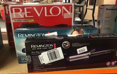 QTY OF ITEMS TO INCLUDE REMINGTON PRO BIG CURL CURLING TONG WITH CLIP - 38MM BARREL WAND FOR BIG BOUNCY CURLS, FAST 30 SECOND HEAT UP, 8 SETTINGS 140-210°C, CERAMIC COATING FOR SMOOTH STYLING, WORLDW