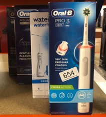 QTY OF ITEMS TO INCLUDE ORAL-B PRO 3 ELECTRIC TOOTHBRUSHES FOR ADULTS, GIFTS FOR WOMEN / MEN, 1 CROSS ACTION TOOTHBRUSH HEAD, 3 MODES WITH TEETH WHITENING, 2 PIN UK PLUG, 3000, WHITE: LOCATION - C RA
