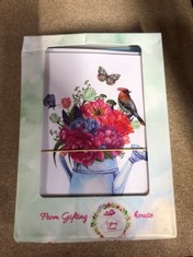 37 X  BLANK CARDS AND ENVELOPE PACK. GREETING CARDS. FLORAL DESIGN. : LOCATION - E RACK