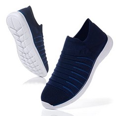 QTY OF FOOTWEAR TO INCLUDE MENS TRAINERS BLUE SIZE 13: LOCATION - F RACK