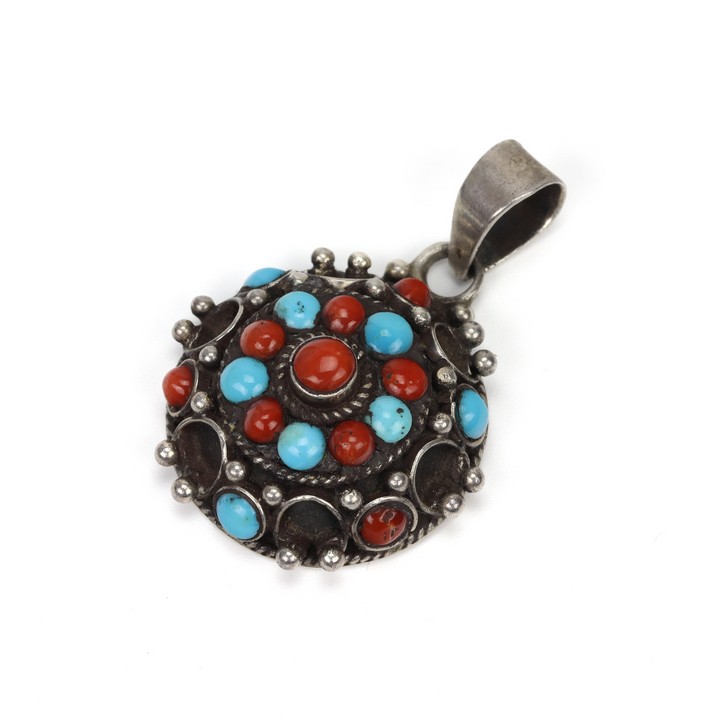 Silver Natural Coral and Arizona Turquoise Circular Pendant, 3.5x2.5cm, 116g (VAT Only Payable on Buyers Premium)