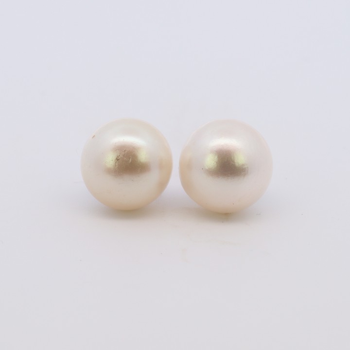 Silver Plated White Freshwater Pearl AAA Stud Earrings, 10-11mm, 3.3g (VAT Only Payable on Buyers Premium)