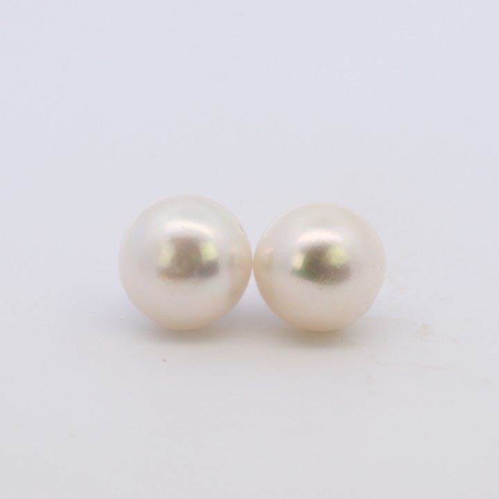 Silver Plated White Freshwater Pearl AAA Stud Earrings, 10-11mm, 3g (VAT Only Payable on Buyers Premium)