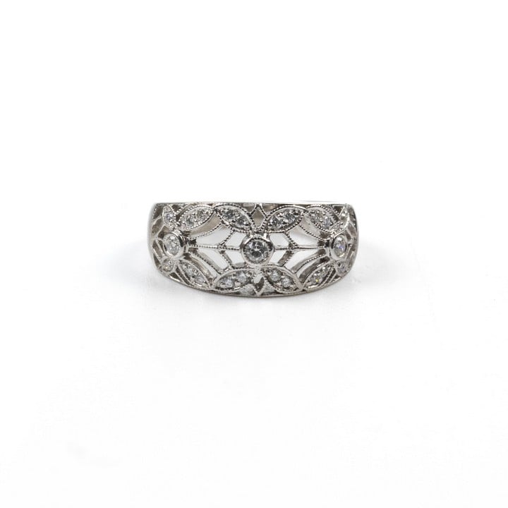 18ct White Gold 0.25ct Diamond Filigree Flower Ring, Size K, 4.7g.  Auction Guide: £300-£400 (VAT Only Payable on Buyers Premium)